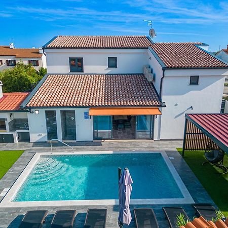 Villa Paradise ميدولين المظهر الخارجي الصورة