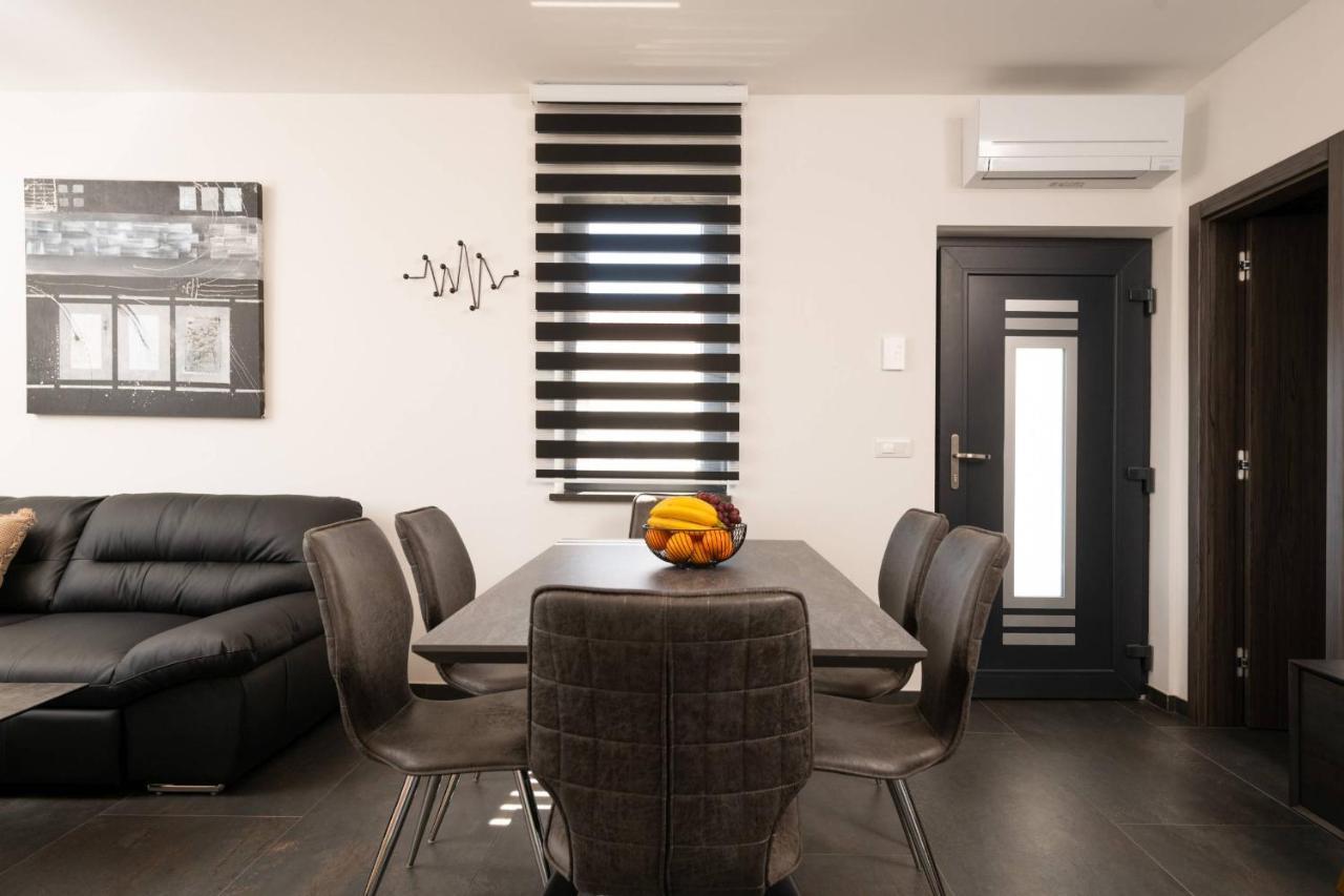 Villa Paradise ميدولين المظهر الخارجي الصورة