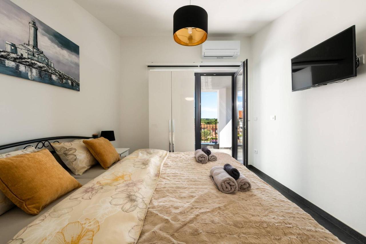 Villa Paradise ميدولين المظهر الخارجي الصورة